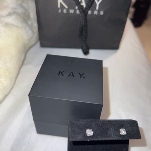 Brand new 10 WG Os Solitaire Kay’s Jewelers diamond earrings